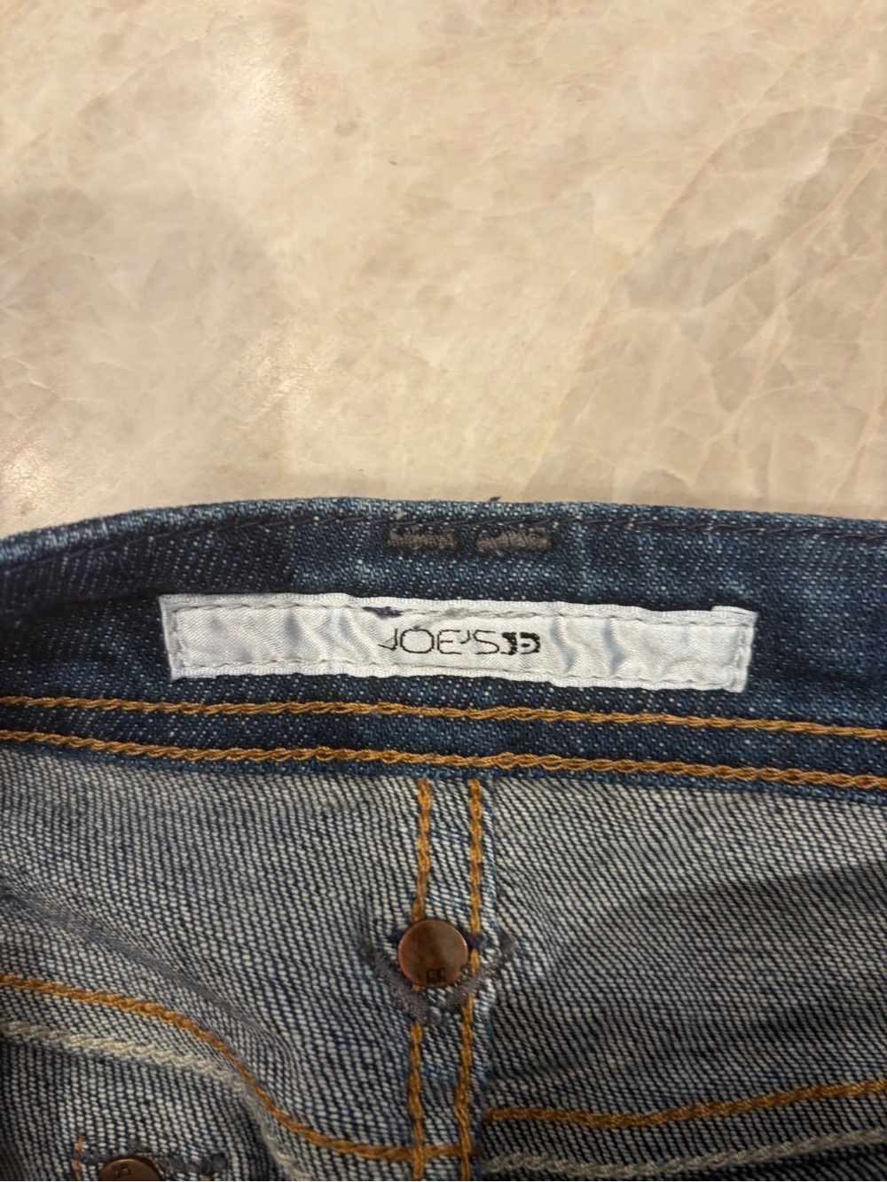 Joe’s Jeans Women’s Bootcut Medium Wash Stretch Denim Jeans W28 32” Inseam - Picture 3 of 4